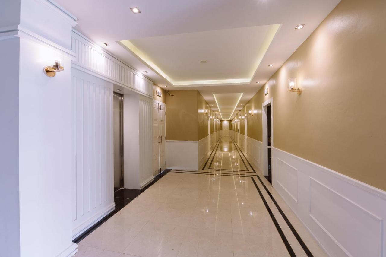 The Cape Hotel Udon Thani Bagian luar foto