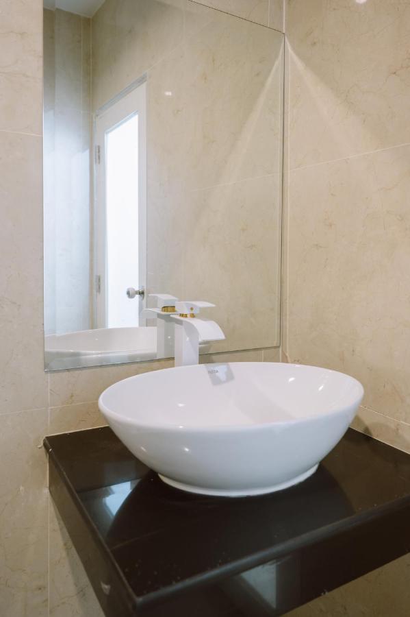 The Cape Hotel Udon Thani Bagian luar foto